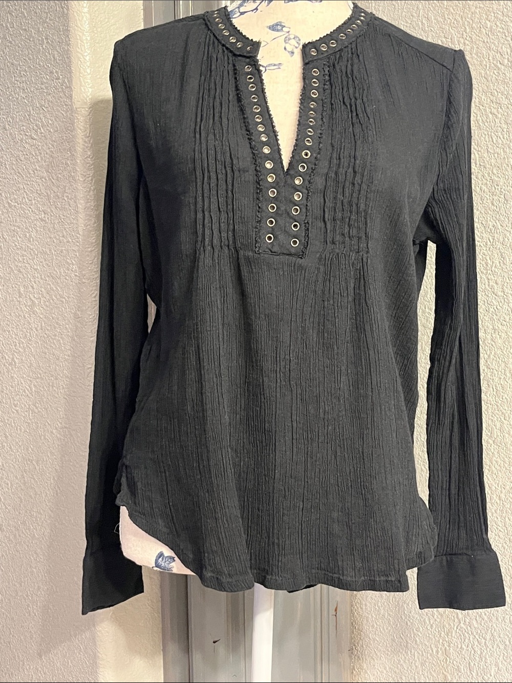 Harley-Davidson Black Long-Sleeve Eyelet V-Neck Tunic